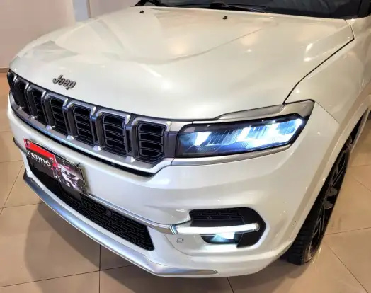 JEEP-COMMANDER-2024