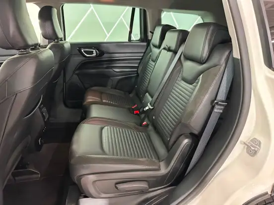 JEEP-COMMANDER-2022