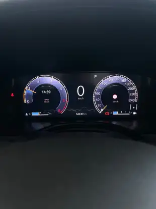 JEEP-COMMANDER-2023