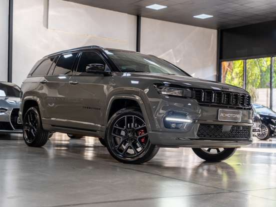 JEEP-COMMANDER-2.0 HURRICANE 4 TURBO GASOLINA BLACKHAWK AT9 JEEP-COMMANDER-2025