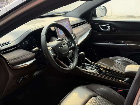 JEEP-COMMANDER-2021