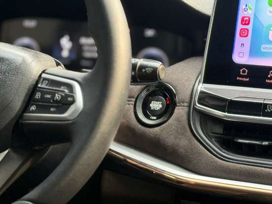 JEEP-COMMANDER-2021
