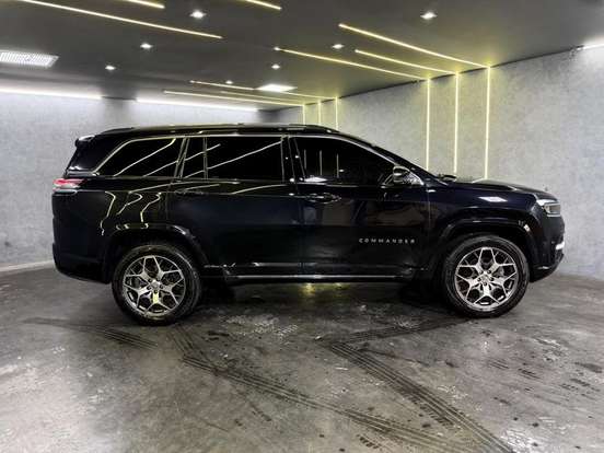 JEEP-COMMANDER-2.0 TD380 TURBO DIESEL OVERLAND AT9 JEEP-COMMANDER-2022