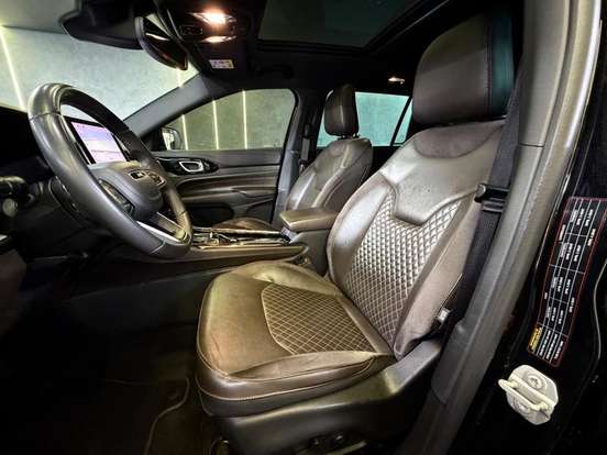 JEEP-COMMANDER-2022