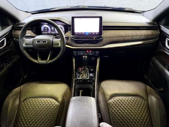 JEEP-COMMANDER-2022