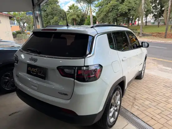 JEEP-COMPASS-2022