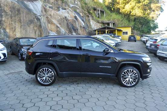 JEEP-COMPASS-2021