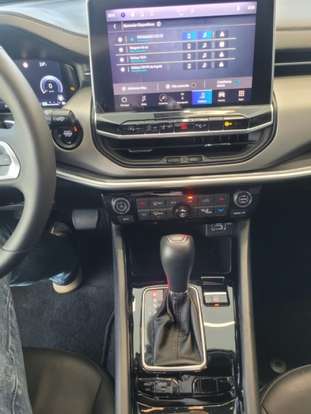 JEEP-COMPASS-2025