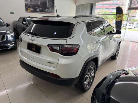 JEEP-COMPASS-2022
