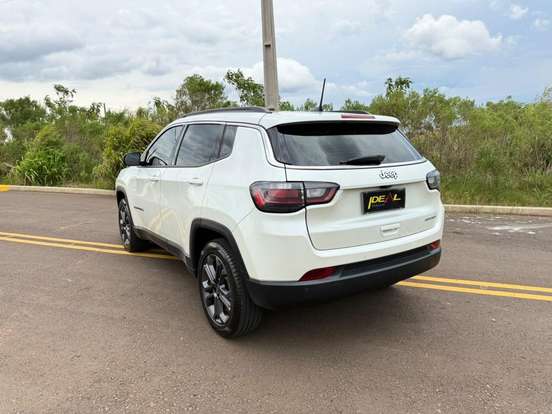 JEEP-COMPASS-2024