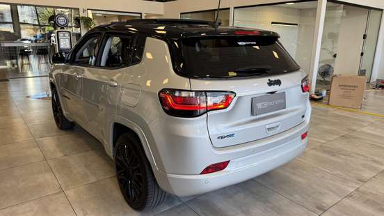 JEEP-COMPASS-2022