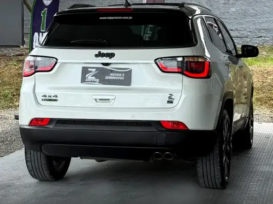 JEEP-COMPASS-2.0 16V DIESEL S 4X4 AUTOMÁTICO JEEP-COMPASS-2020