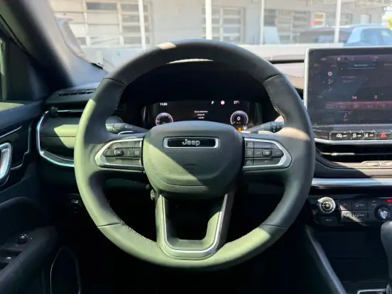 JEEP-COMPASS-2.0 HURRICANE 4 TURBO GASOLINA OVERLAND AT9 JEEP-COMPASS-2024