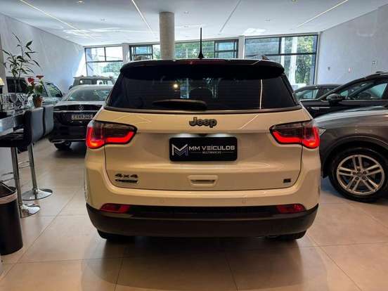 JEEP-COMPASS-2.0 16V DIESEL LIMITED 4X4 AUTOMÁTICO JEEP-COMPASS-2020