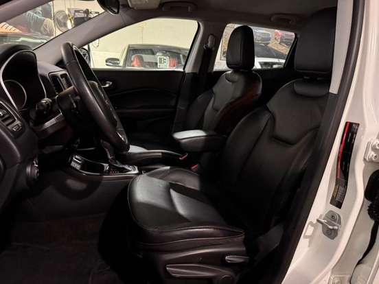 JEEP-COMPASS-2.0 16V FLEX LONGITUDE AUTOMÁTICO JEEP-COMPASS-2016