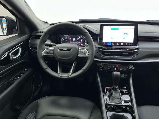 JEEP-COMPASS-2.0 HURRICANE 4 TURBO GASOLINA BLACKHAWK AT9 JEEP-COMPASS-2024