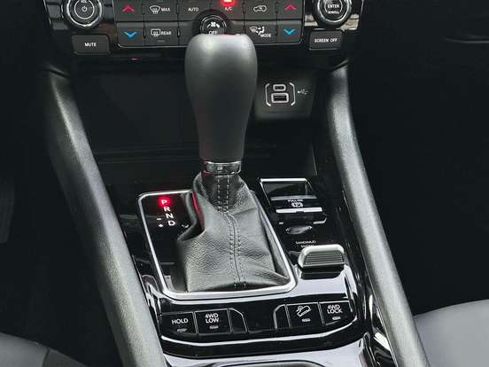 JEEP-COMPASS-2.0 HURRICANE 4 TURBO GASOLINA BLACKHAWK AT9 JEEP-COMPASS-2024