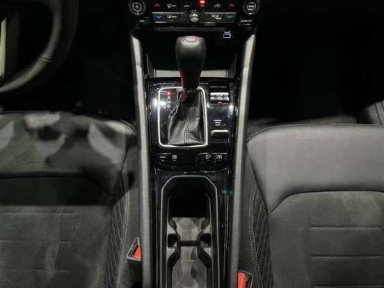 JEEP-COMPASS-2.0 HURRICANE 4 TURBO GASOLINA BLACKHAWK AT9 JEEP-COMPASS-2025
