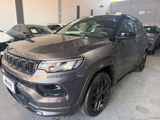 JEEP-COMPASS-2.0 HURRICANE 4 TURBO GASOLINA BLACKHAWK AT9 JEEP-COMPASS-2024