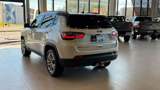 JEEP-COMPASS-2021