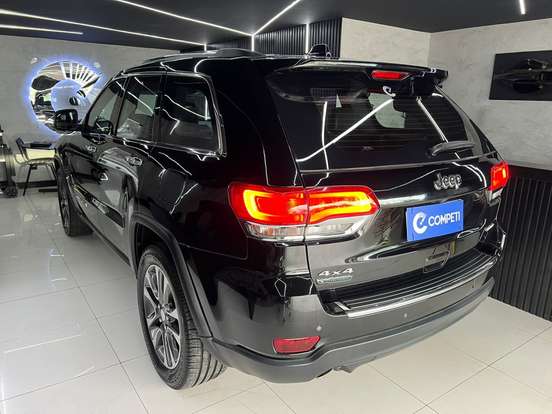 JEEP-GRAND CHEROKEE-3.0 LIMITED 4X4 V6 24V TURBO DIESEL 4P AUTOMÁTICO JEEP-GRAND CHEROKEE-2018