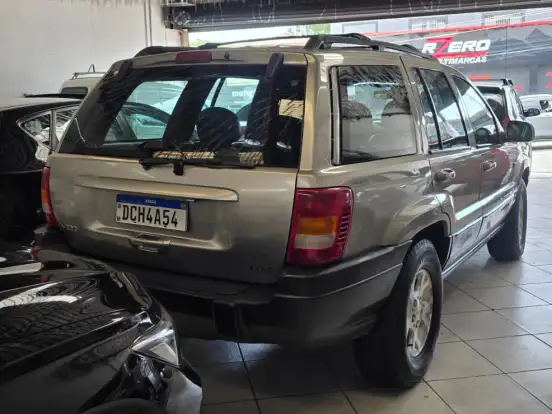 JEEP-GRAND CHEROKEE-4.0 LAREDO 4X4 6I 12V GASOLINA 4P AUTOMÁTICO JEEP-GRAND CHEROKEE-2000