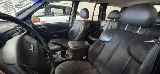 JEEP-GRAND CHEROKEE-4.0 LAREDO 4X4 6I 12V GASOLINA 4P AUTOMÁTICO JEEP-GRAND CHEROKEE-2000
