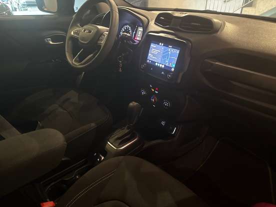 JEEP-RENEGADE-2023