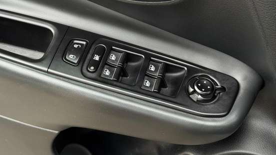 JEEP-RENEGADE-2024
