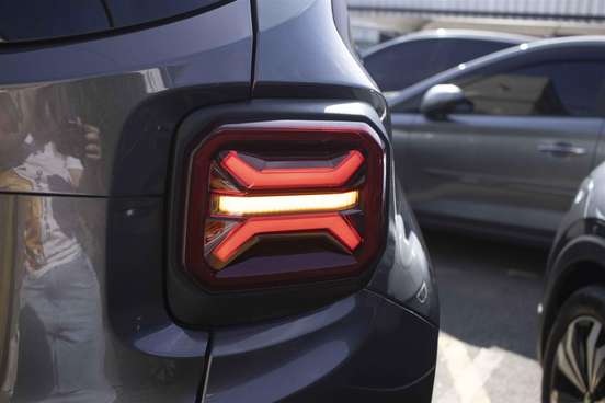 JEEP-RENEGADE-2023