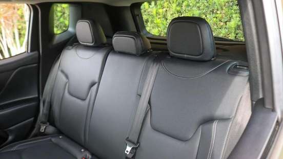 JEEP-RENEGADE-2023
