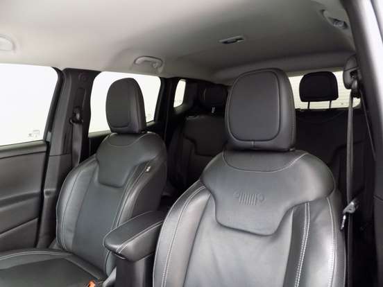 JEEP-RENEGADE-2023