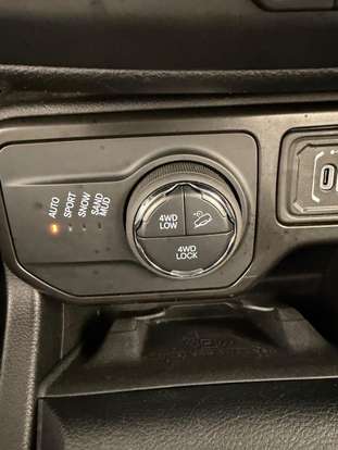 JEEP-RENEGADE-2024