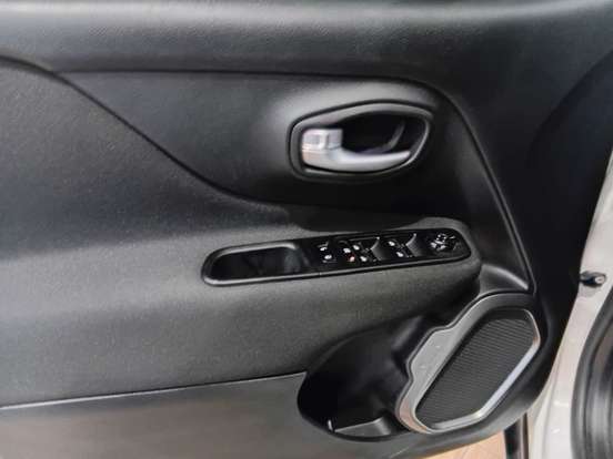 JEEP-RENEGADE-2023