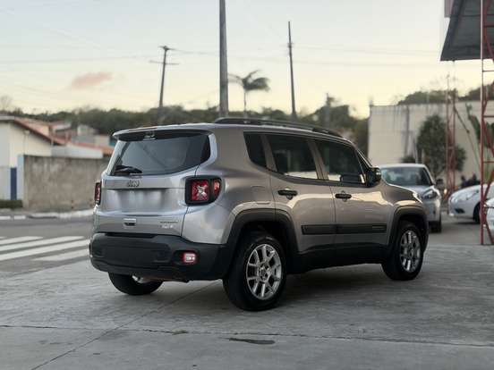 JEEP-RENEGADE-2021