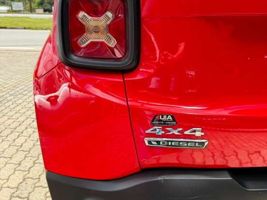 JEEP-RENEGADE-2.0 16V TURBO DIESEL SPORT 4P 4X4 AUTOMÁTICO JEEP-RENEGADE-2015