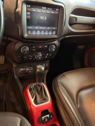 JEEP-RENEGADE-2018