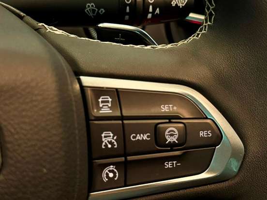 JEEP-COMMANDER-1.3 T270 TURBO FLEX LONGITUDE AT6 JEEP-COMMANDER-2025