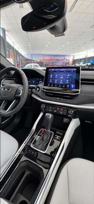 JEEP-COMMANDER-2022