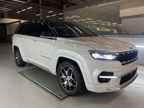 JEEP-COMMANDER-2022