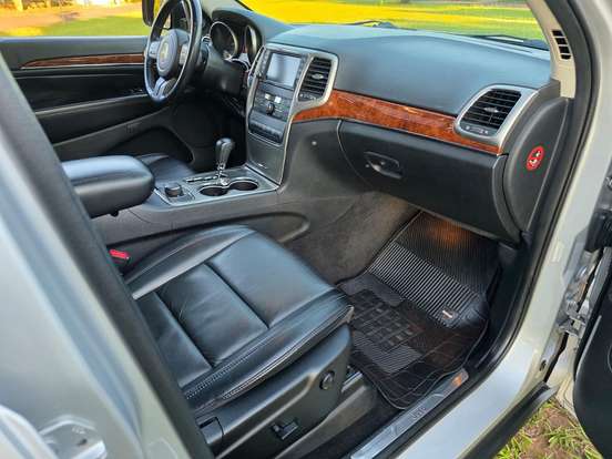 JEEP-GRAND CHEROKEE-3.6 LIMITED 4X4 V6 24V GASOLINA 4P AUTOMATICO JEEP-GRAND CHEROKEE-2010