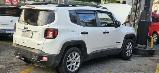 JEEP-RENEGADE-2021