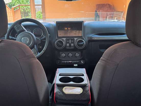 JEEP-WRANGLER-3.6 SPORT 4X4 V6 12V GASOLINA 2P AUTOMÁTICO JEEP-WRANGLER-2017