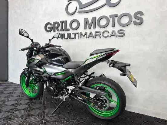 KAWASAKI-Z500 SE KAWASAKI-Z500 SE-2025