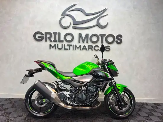 KAWASAKI-Z500-2024