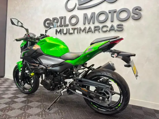 KAWASAKI-Z500 KAWASAKI-Z500-2024