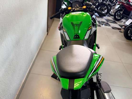 KAWASAKI-NINJA ZX-4R-2024