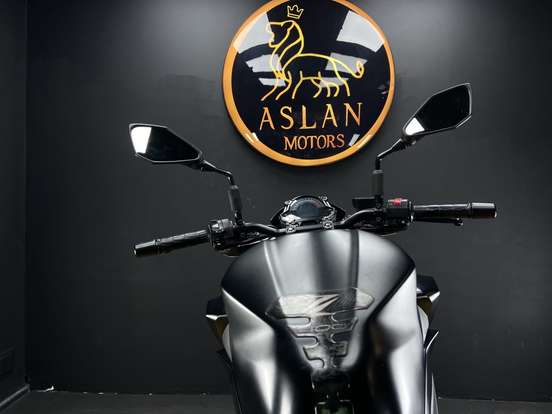 KAWASAKI-Z400-2021