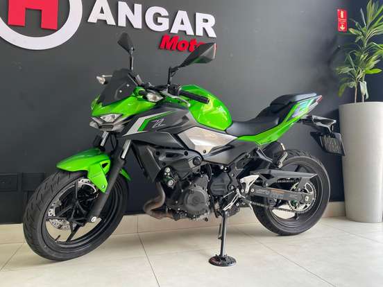 KAWASAKI-Z500 KAWASAKI-Z500-2025