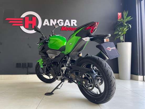 KAWASAKI-Z500 KAWASAKI-Z500-2025